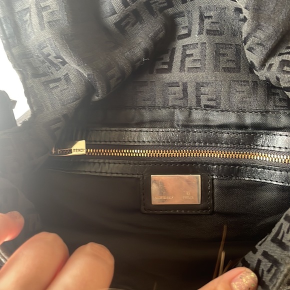Beautiful Authentic Fendi Bag! - Picture 7 of 9